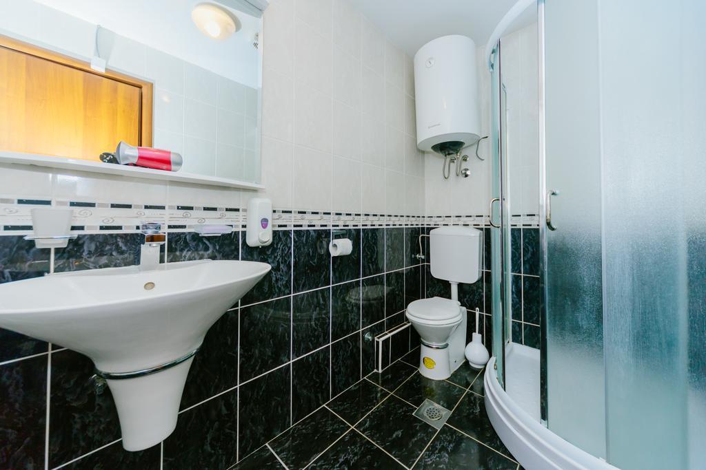 Apartmani Novakovic Котор Екстер'єр фото
